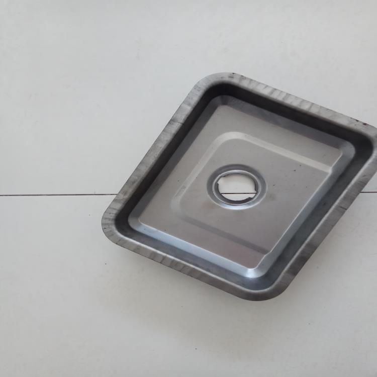 衝壓件廠怎麽解決下料偏位尺寸（cùn）不（bú）符這一問題